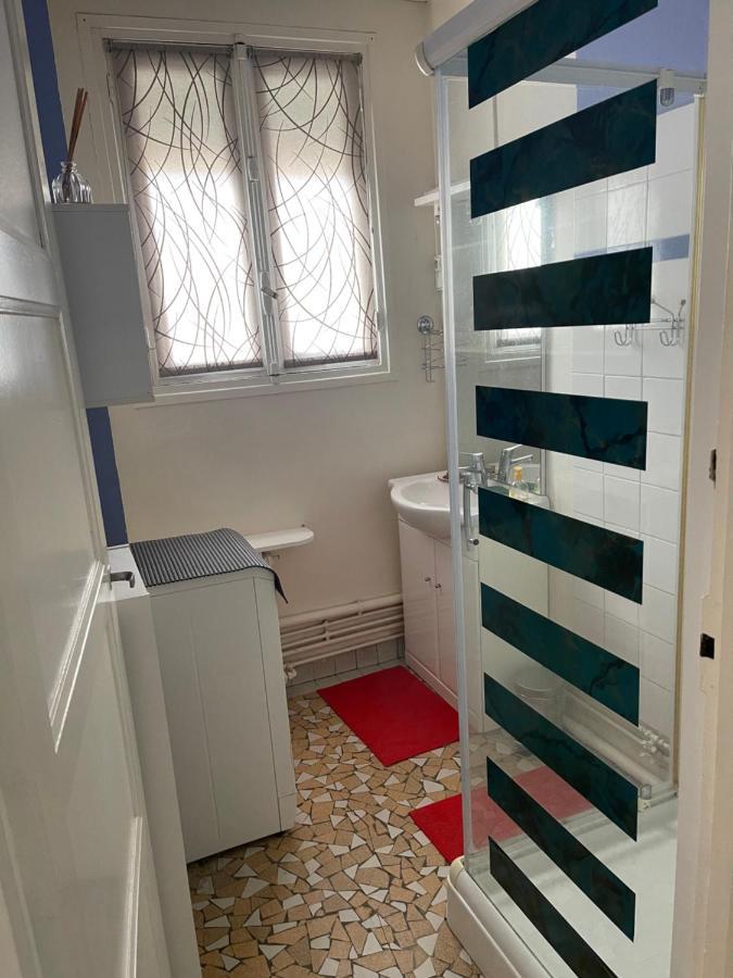 Erliz Apartment Noyon Exterior photo